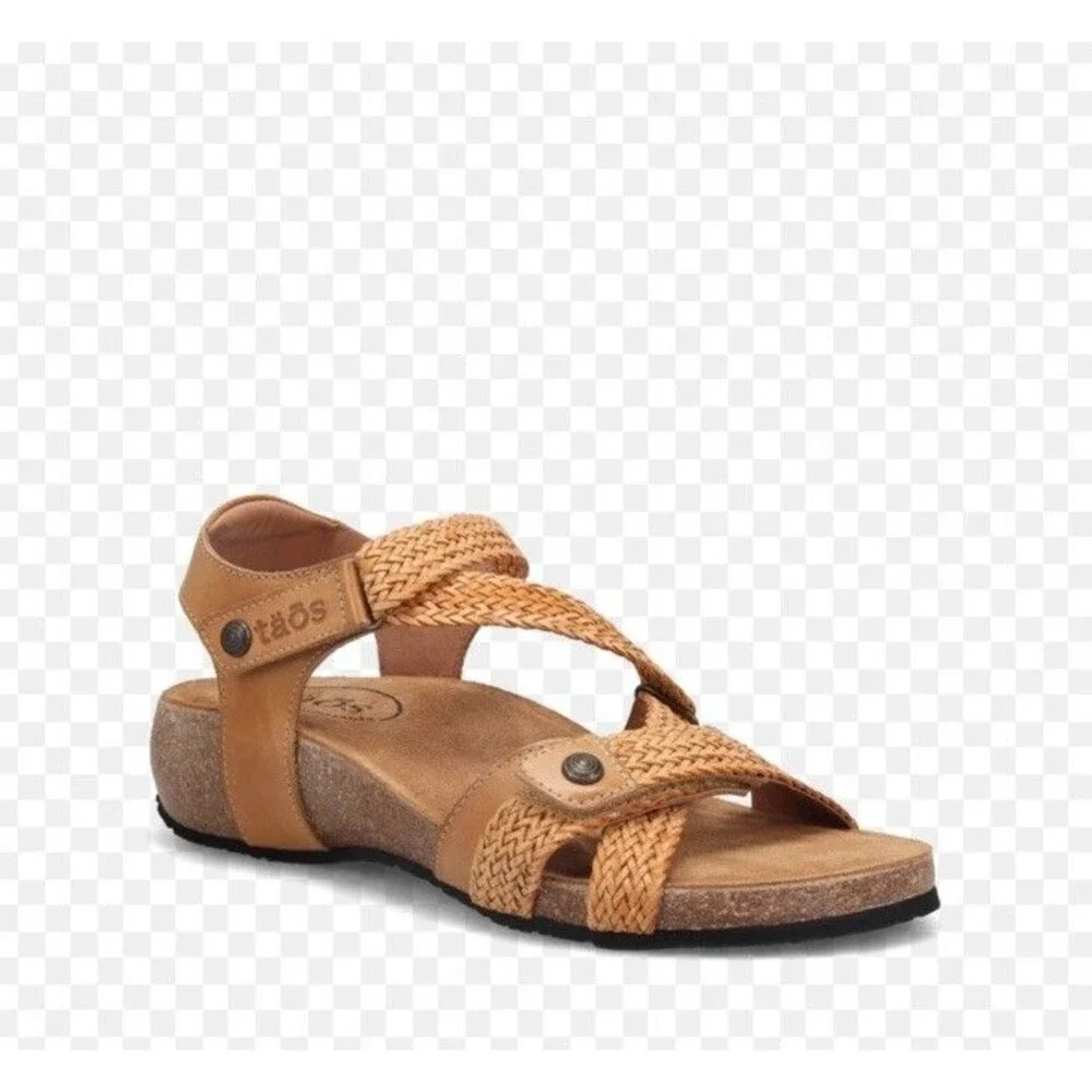 Taos Trulie Camel Sandals Womens US Size 10/10.5 EU 41